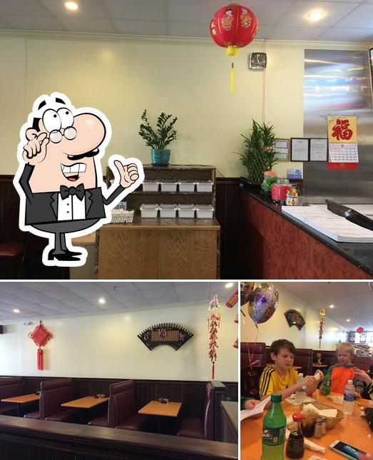 El interior de Yummy Wok Chinese Restaurant