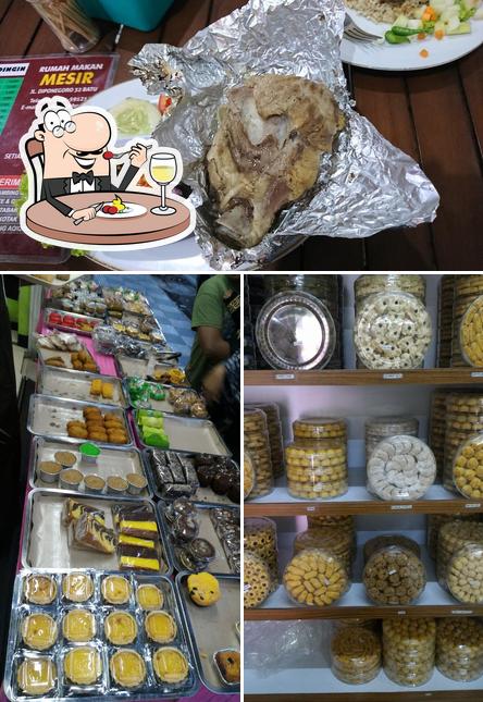 Food at Rumah Makan Mesir & Frozen Food