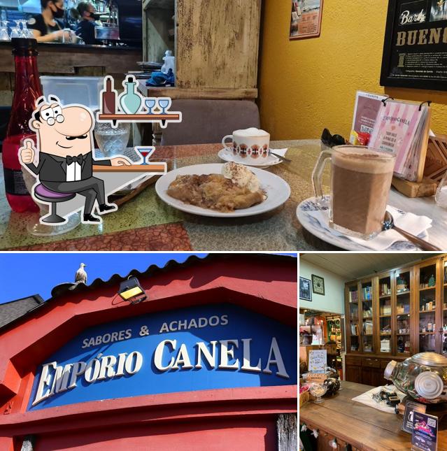 Sente em uma das mesas no Empório Canela