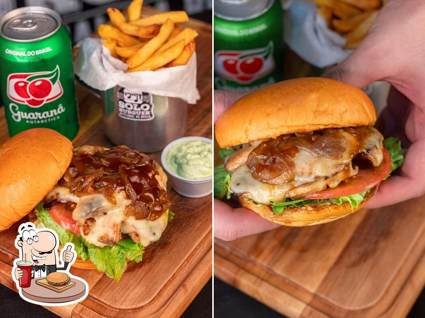 Delicie-se com um hambúrguer no Solo burguer Teresina