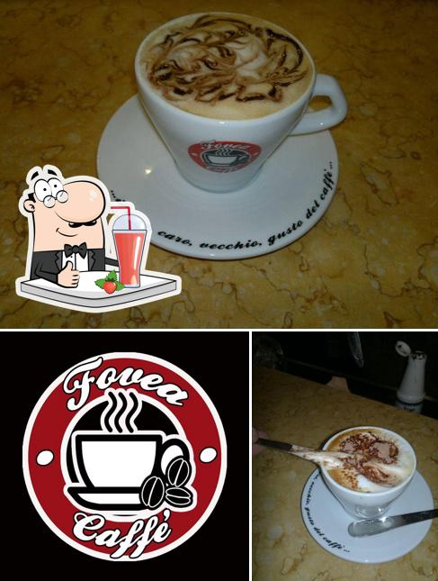 Goditi qualcosa da bere a Fovea Caffè