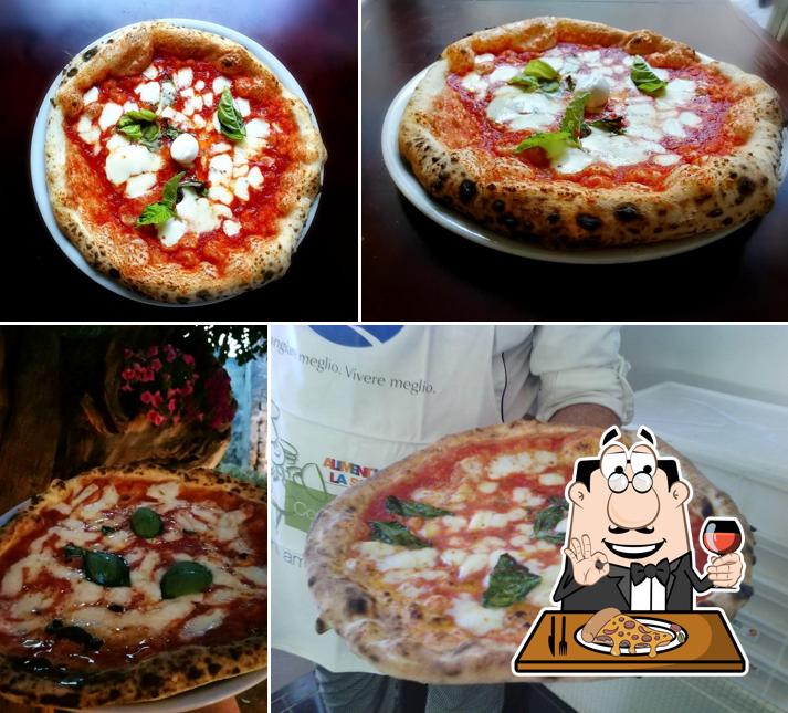 Scegli una pizza a Associazione Pizza e Cucina Verace Napoletana