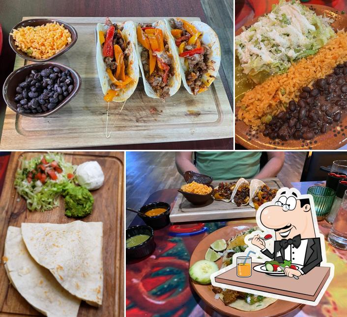 Avocado Mexican Taqueria in Collegeville Restaurant menu and reviews