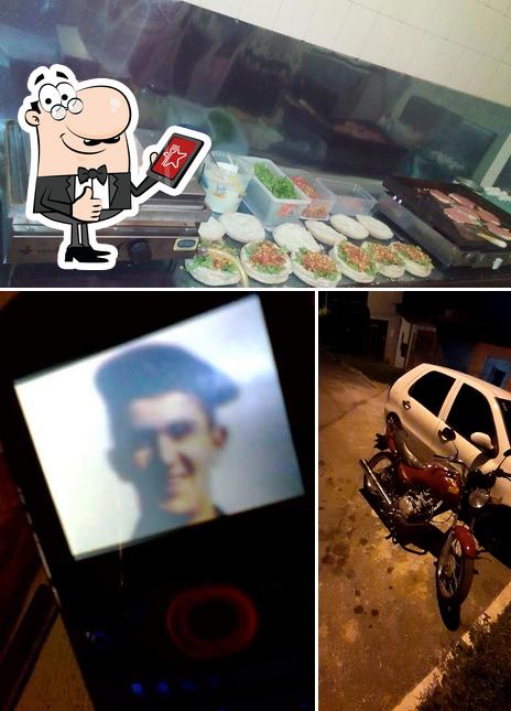 See this picture of Buda Lanches Canoas - Tele-entrega de lanches em toda a cidade