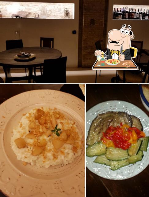 La foto della cibo e tavolo da pranzo di Madamadorè