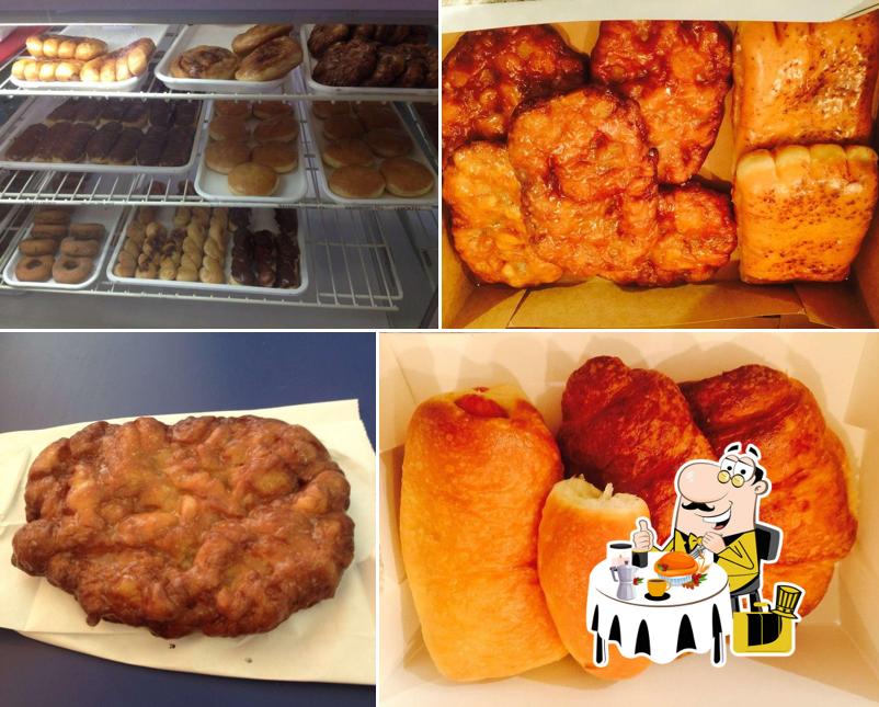 Donut Palace, 1321 U. S. Hwy 71 in Mena Restaurant menu and reviews