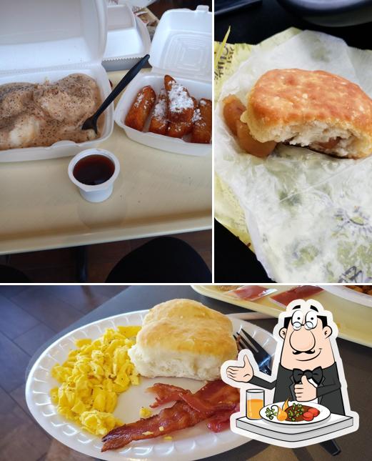 Meals at Tudor's Biscuit World