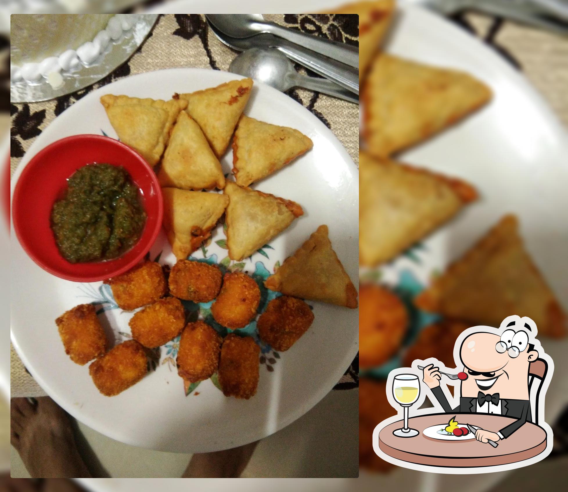 Lalit Cafe & Food Corner