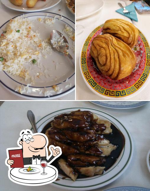 Food at Restaurante Chino Mulan