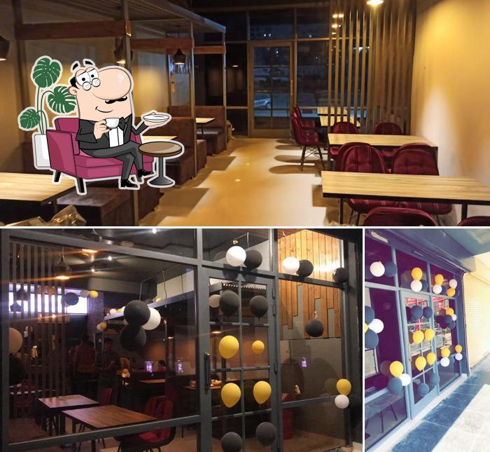 The interior of Snakkers