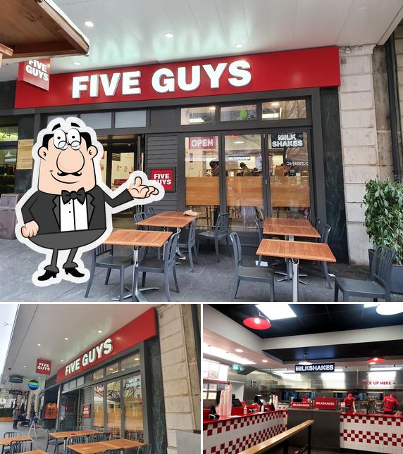 Gli interni di Five Guys Mont-Blanc