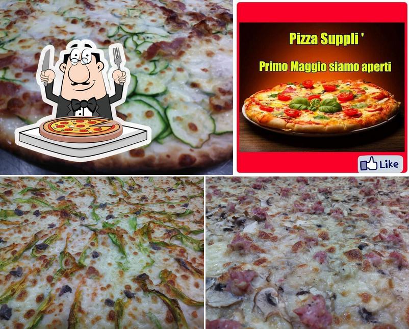 Order pizza at Pizza Supplì