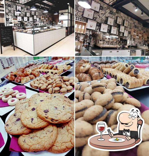 La immagine della cibo e interni di Makers Caffè