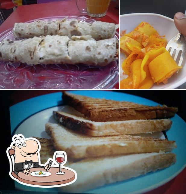 Richy Rich Cafe