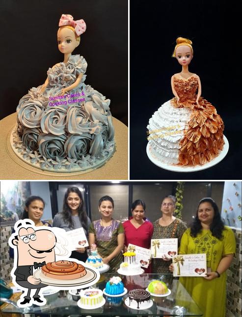 Look at the picture of Sunita's Cakes & Cooking Classes