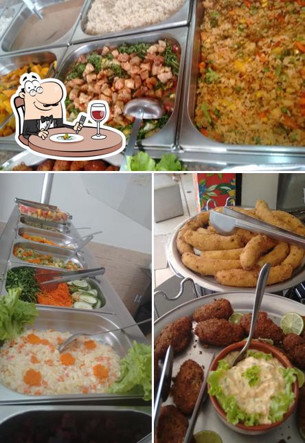Comida em Restaurante Bardana's