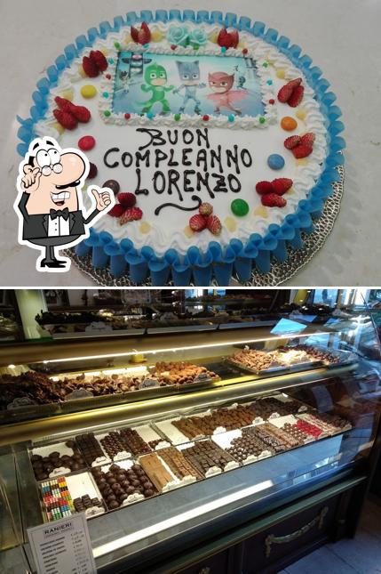 Gli interni di Pasticceria Ranieri di Bizzarri Roberto