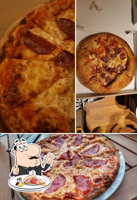 Bestellt eine Pizza bei Pizzeria Roberta Wendlingen am Neckar