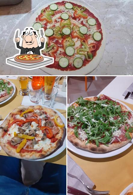 Scegli una pizza a Trattoria Pizzeria Peter Pan