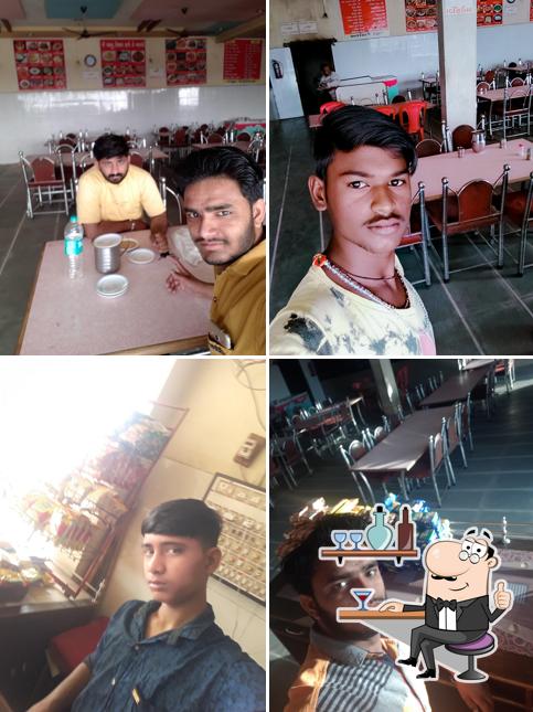 Mayur Restaurant and Lodge