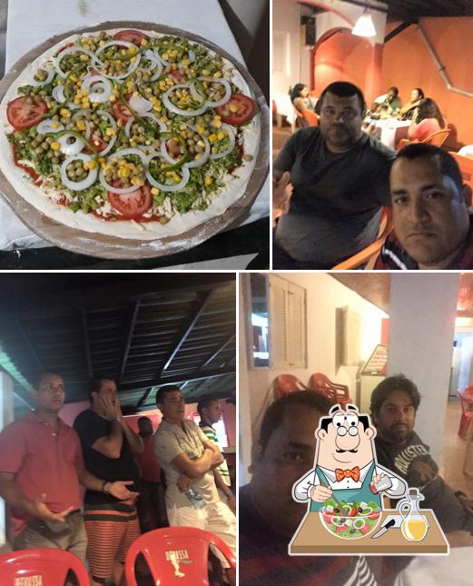 Salada grega em Pizzaria e restaurante espetos-maragogi