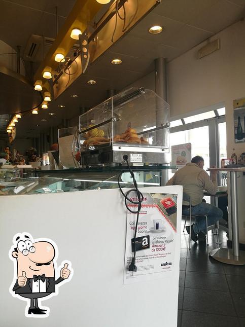Guarda questa foto di Eni Caffè & Shop