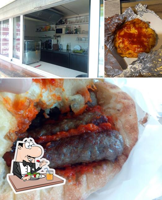 Dai un’occhiata alla foto che raffigura la cibo e bevanda di Fast Food GUŠT