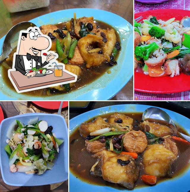 Platos en RM JAYA Chinese Food