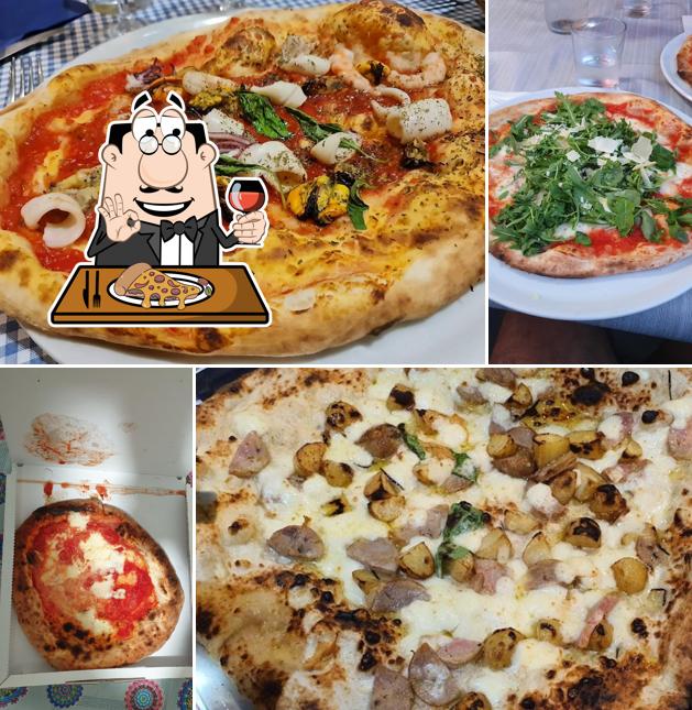 Ordina tra le molte varianti di pizza