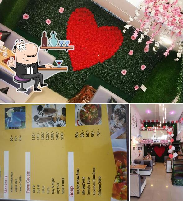 The interior of CAFE TOWN