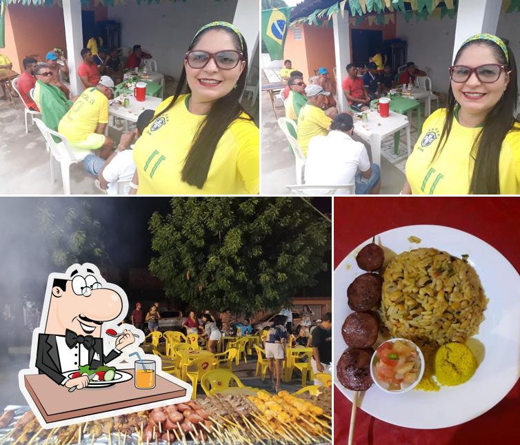 A imagem do Paulistas espetinho e Bar’s comida e interior