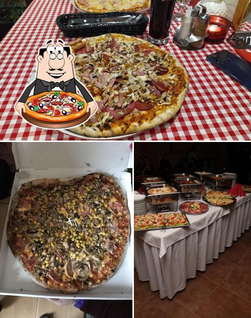 Order pizza at Penzion Toscana