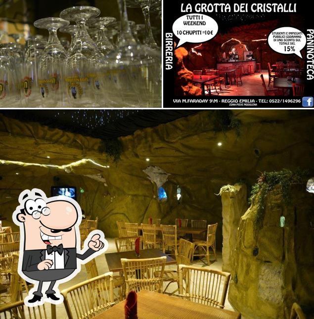 L’image de la intérieur et vin de La Grotta dei Cristalli’s