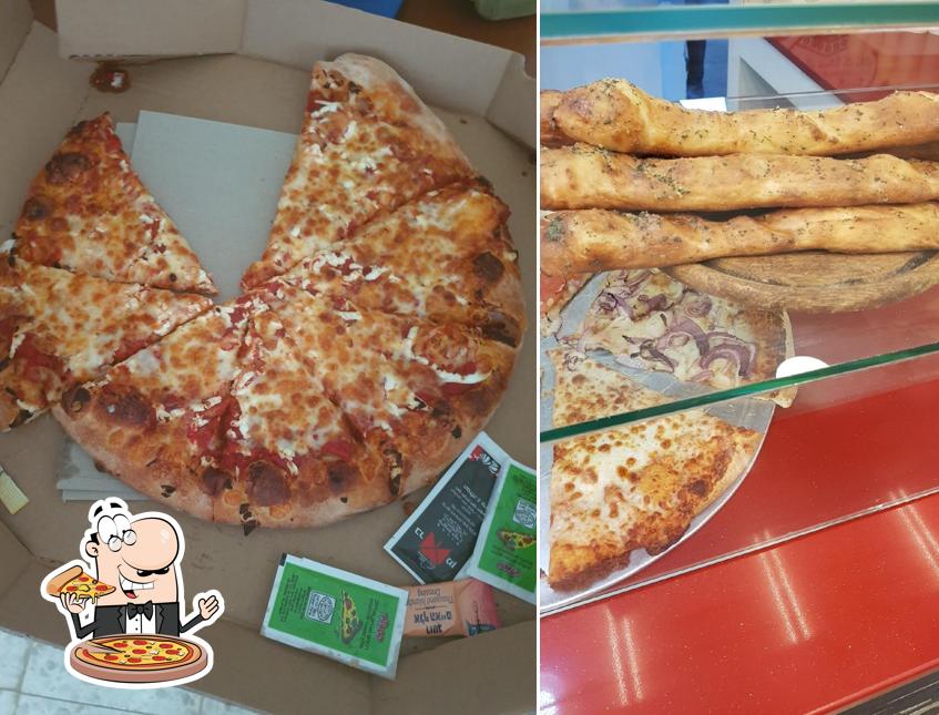 Pick pizza at Pizza Fargo