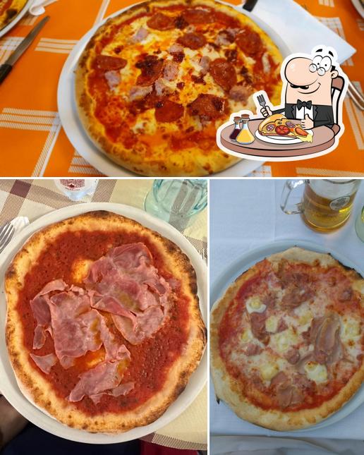 Ordina tra le svariate varianti di pizza