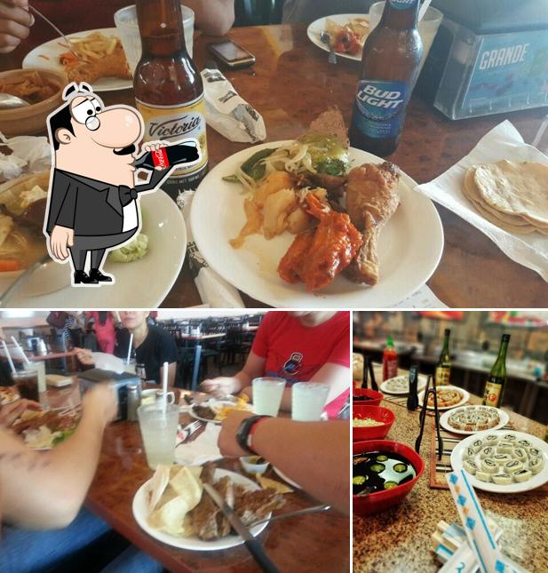 Restaurante Sirloin Stockade, Saltillo, Blvd. Nazario Silvestre Ortiz