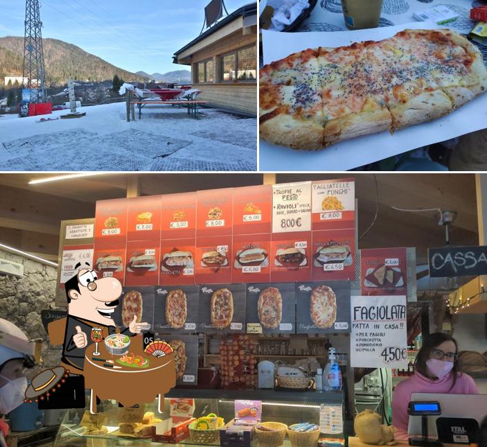 La immagine di cibo e esterno da Pit Stop