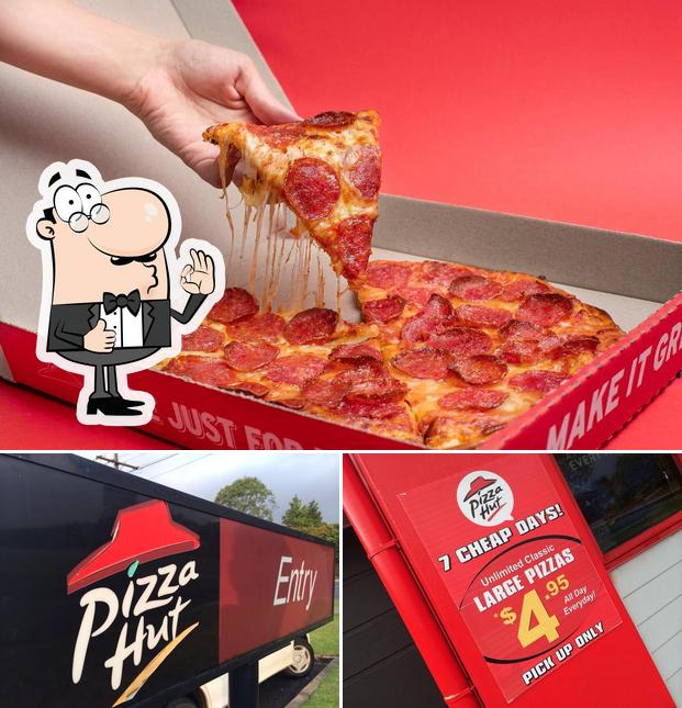 Pizza Hut, 334-336 Ruthven St in Toowoomba City