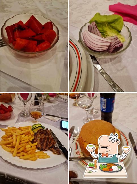 Еда в "Restaurant Casa Noastră"