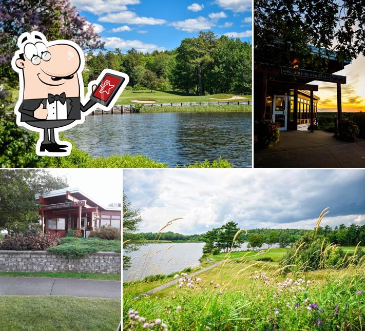 Oakfield Golf & Country Club in Enfield Restaurant reviews