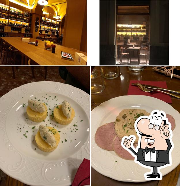 Guarda la foto che raffigura la interni e cibo di Enoteca Civita Enoteca Con Cucina