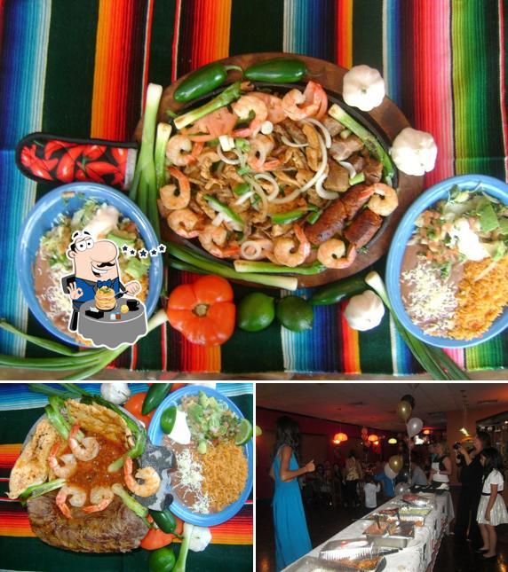 The photo of La finka mexican food’s food and interior