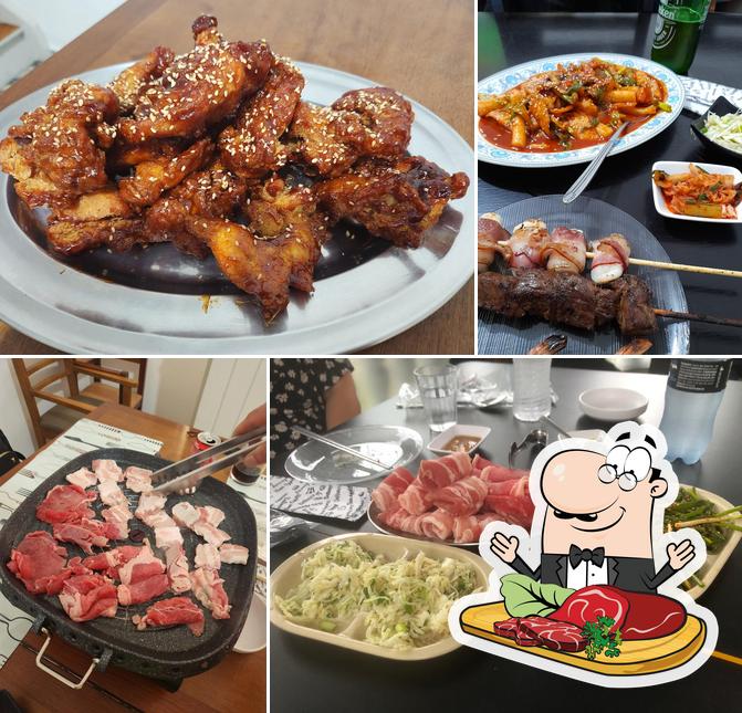 MiBom Espetos & Korean Food oferece refeições de carne