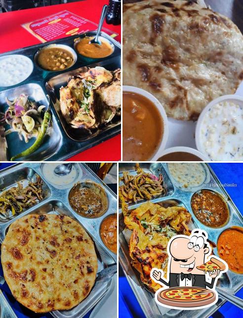 Amritsari tandoori kulcha wa choor choor naan