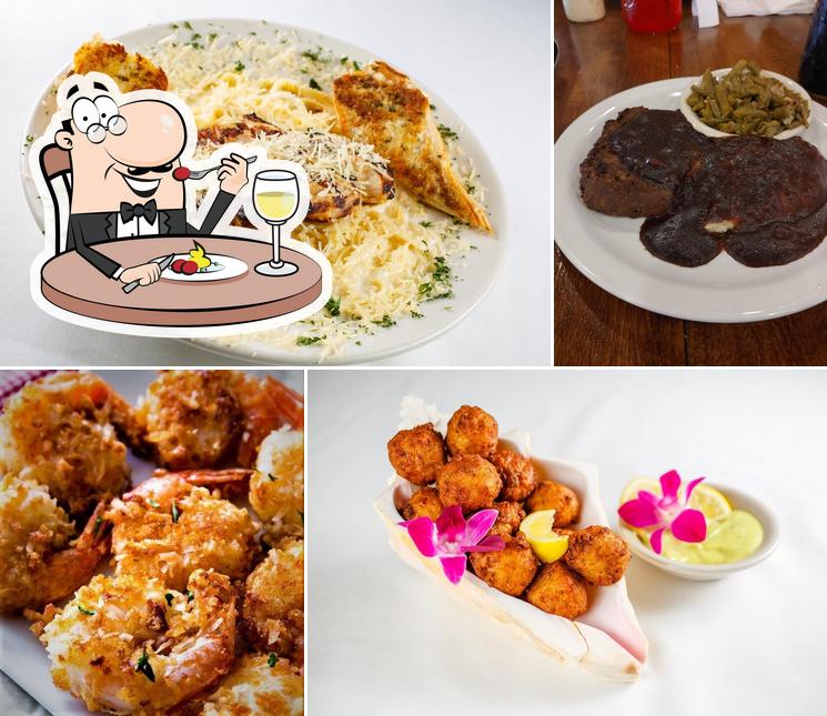 Find the best place to eat in North Fort Myers, autumn 2024