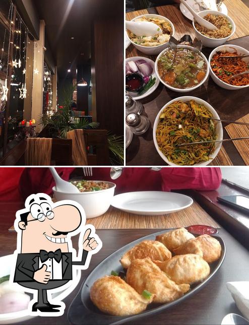 Look at the pic of Food O'Clock Restaurant