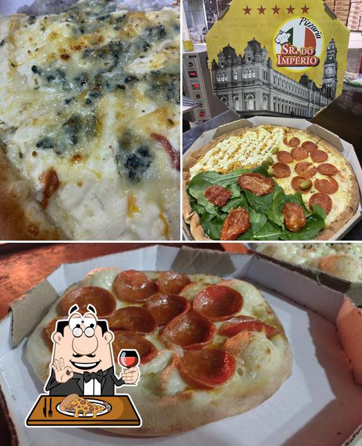 Peça diferentes tipos de pizza