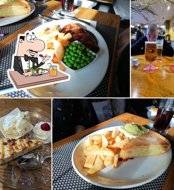 Pub y bar Junction Inn, AshtonunderLyne, Mossley Rd Opiniones del