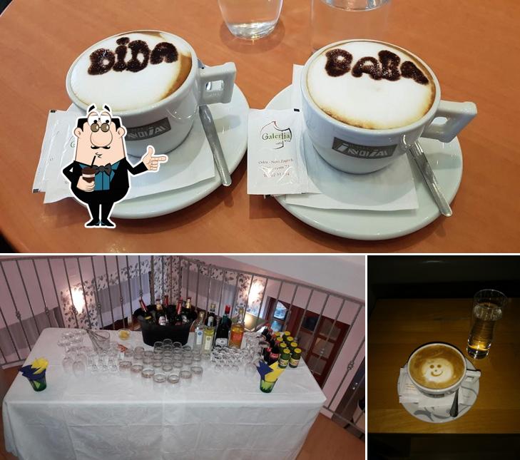 Goditi qualcosa da bere a Caffe & Wine Bar Galerija