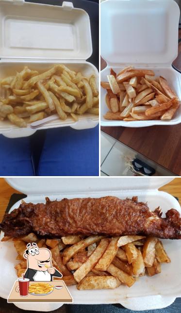 Taste finger chips at Bridge Street Chippy